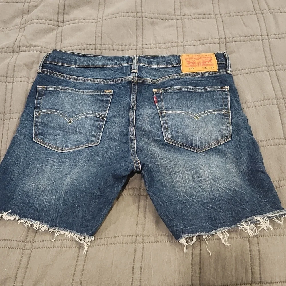 Levi's Distressed Dark Wash Denim 510 Cutoff Shorts for Men Size 33!